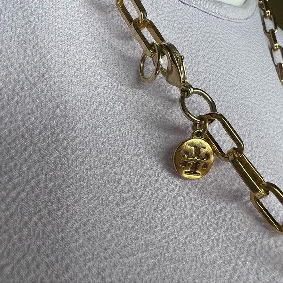 Tory Burch Large Horn Clover Gold Plated Chain Necklace - Picture 5 of 7